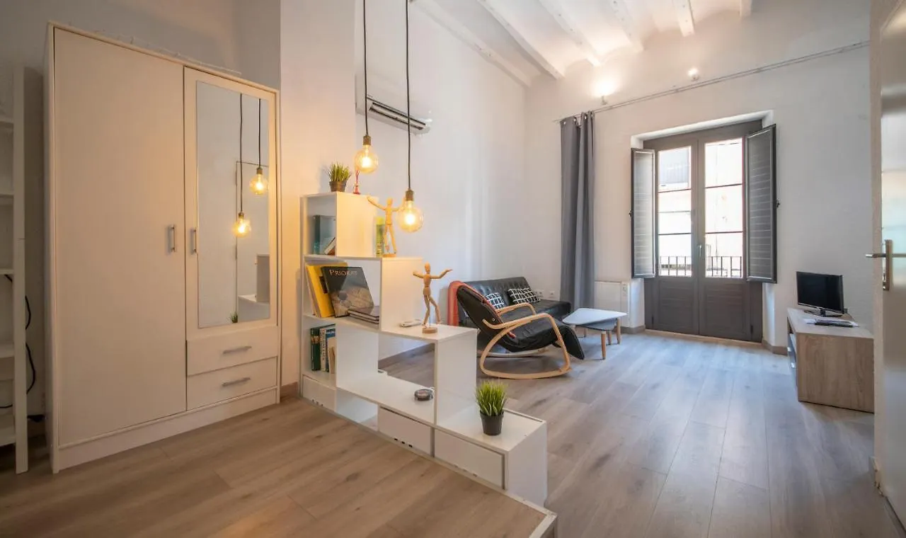 Tarracohomes, Th157 Estudio Contemporaneo Sedassos Tarragona
