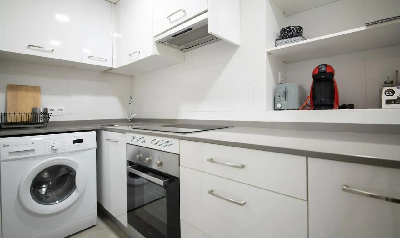 Tarracohomes, Th157 Estudio Contemporaneo Sedassos Tarragona