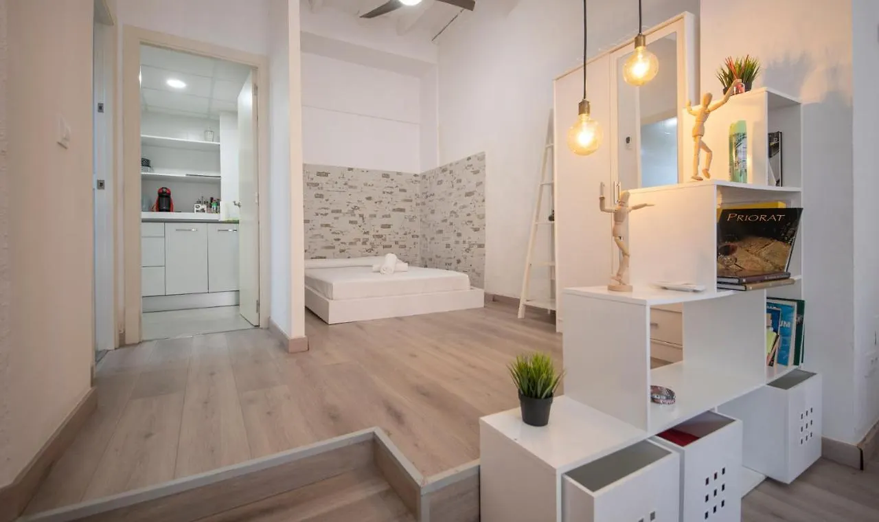 Tarracohomes, Th157 Estudio Contemporaneo Sedassos Tarragona 0*,  Španělsko